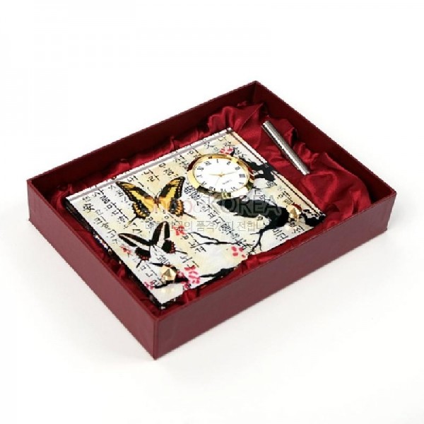 탁상용시계-매화나비 - 전통무늬가 새겨진 탁상용 시계