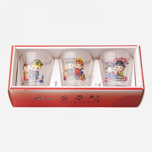 3종 소주잔-한복전통의상 커플 - 한국의 전통 의상을 예쁘게 표현한 캐릭터 커플 소주잔 세트